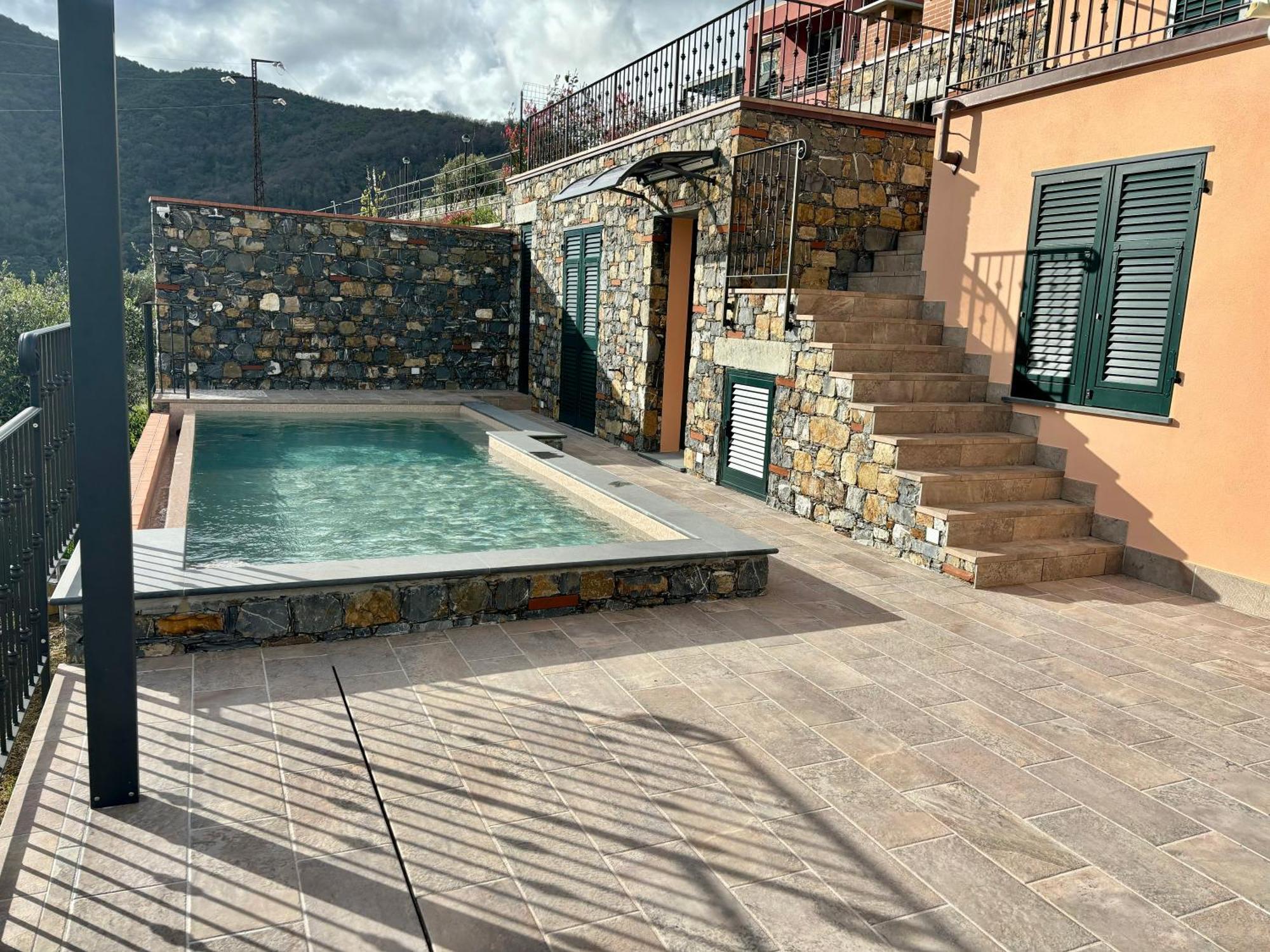 Villa Nina โมเนเลีย ภายนอก รูปภาพ