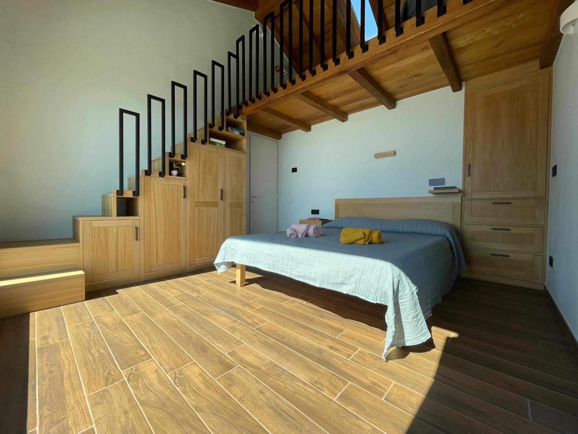 Villa Nina โมเนเลีย ภายนอก รูปภาพ