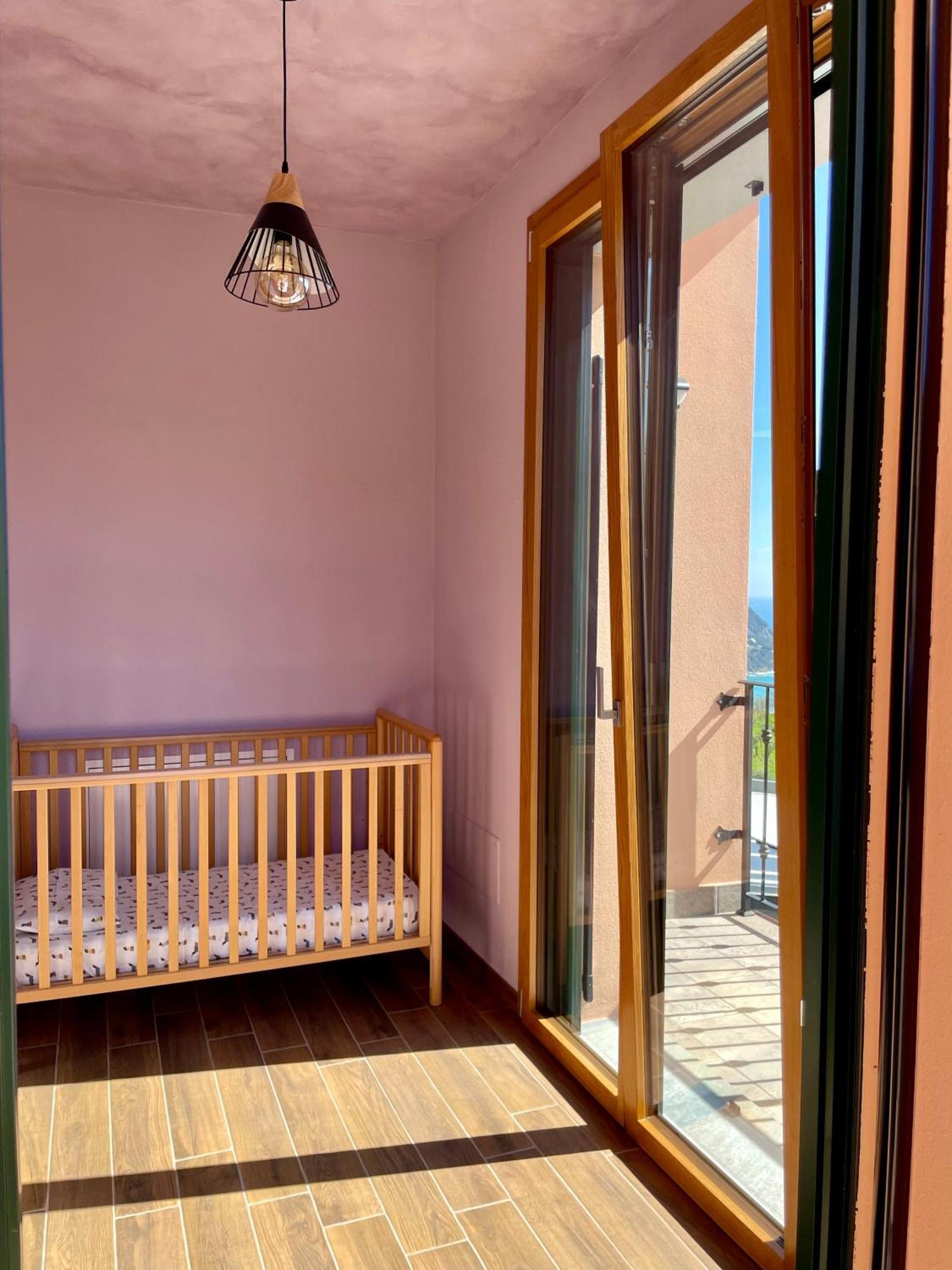 Villa Nina โมเนเลีย ภายนอก รูปภาพ